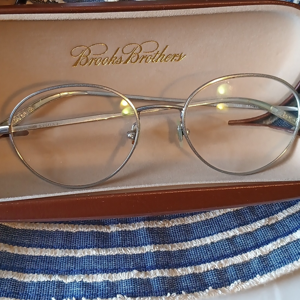 The Brooks Brothers Frames
